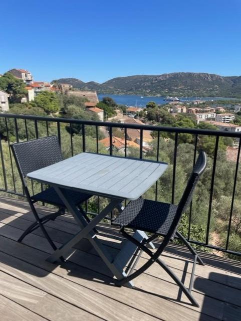 Superbe Appartement En Centre Ville Порто-Векио Екстериор снимка